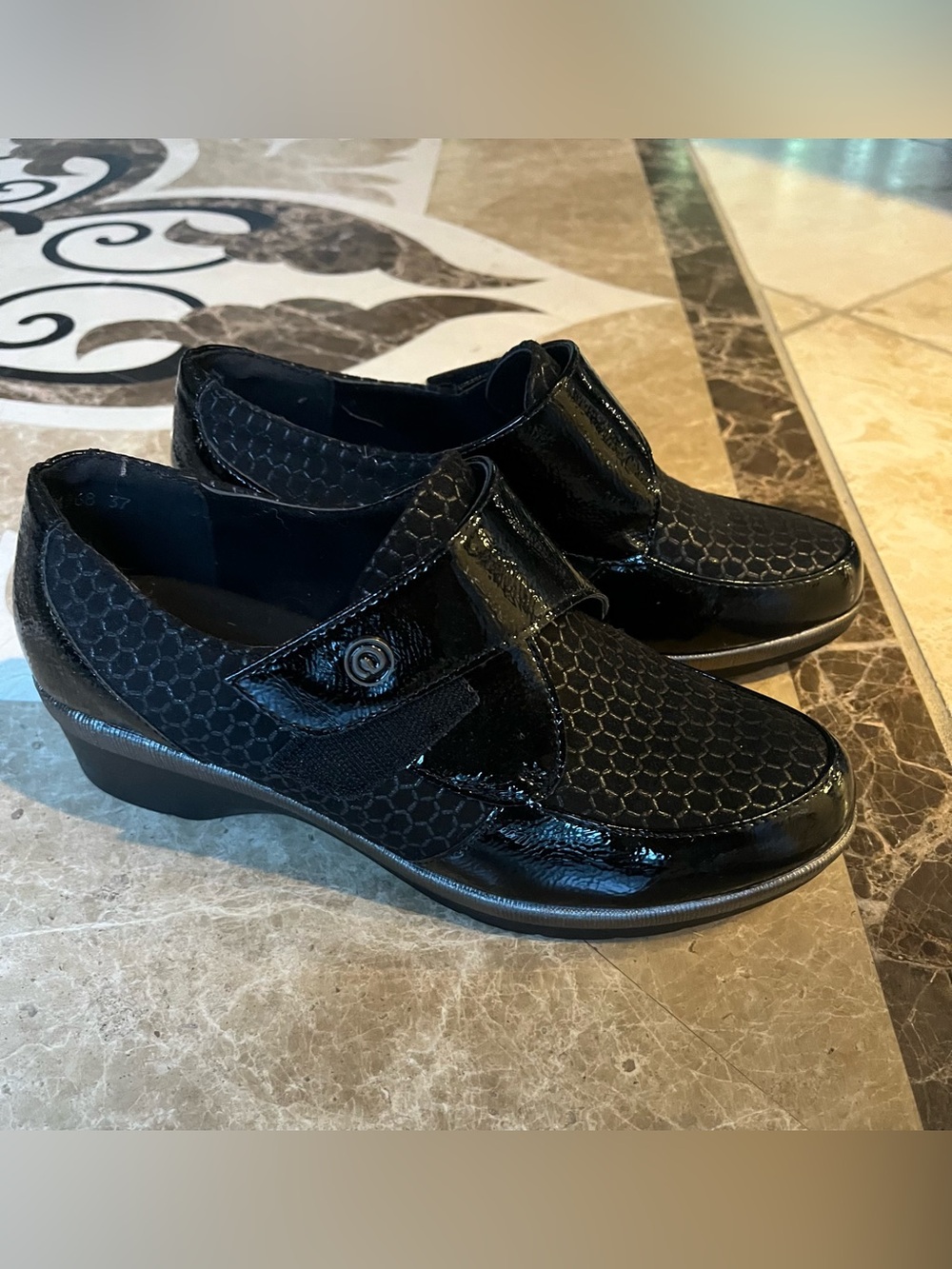 Comfort Walk Black Slip-On Velcro Shoes